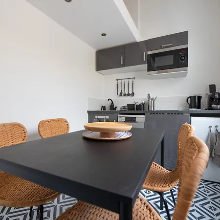 Stunning Flat In Appartamento Parigi